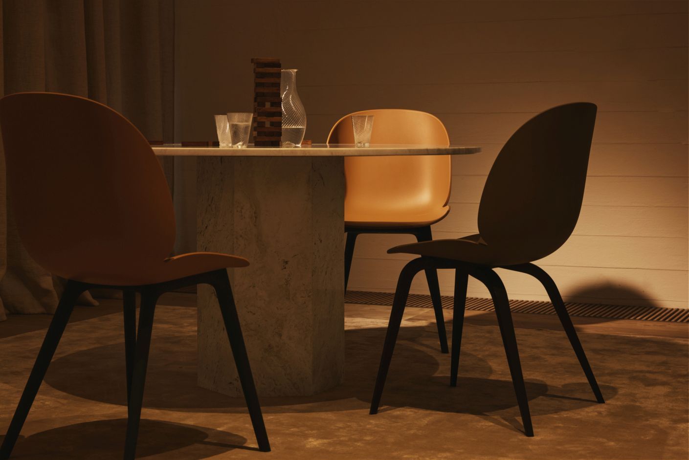 Beetle Chair Esszimmerstuhl Ungepolstert Plastik Gestell Gubi