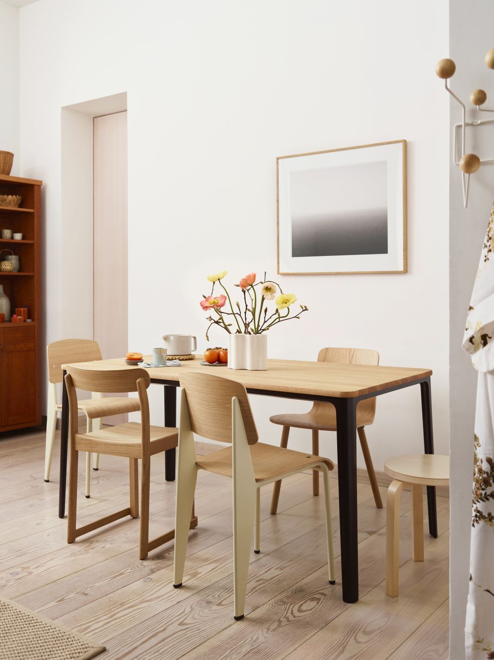 Eames Hang it all Garderobe Weiss, Kiefer Vitra