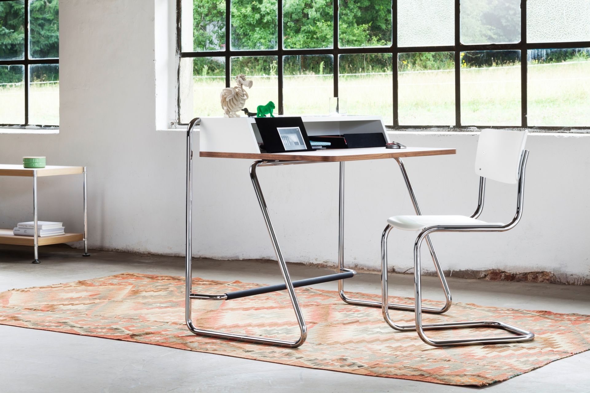 S 43 Stahlrohr Klassiker Freischwinger SCHWARZ - CHROM Thonet EINZELSTÜCK