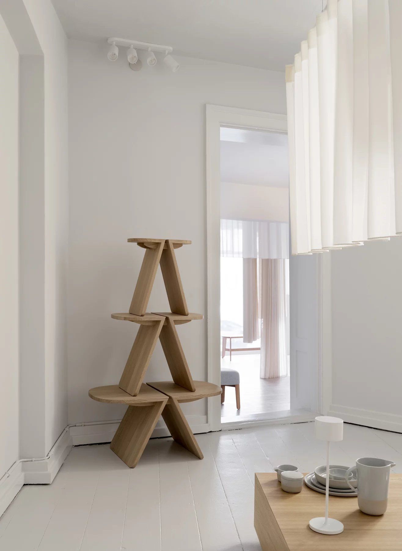 Avio Beistelltisch B 55 x T 30 x H 45 cm Blomus