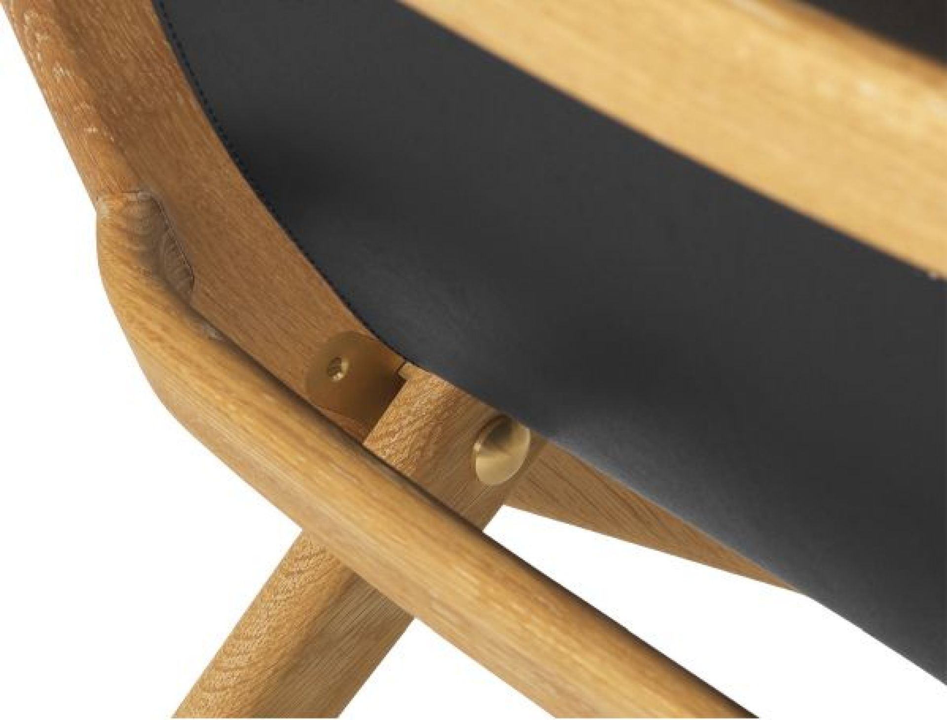 Saxe Chair Eiche geölt - Leder schwarz Audo Saxe Chair Eiche geölt - Leder schwarz Audo