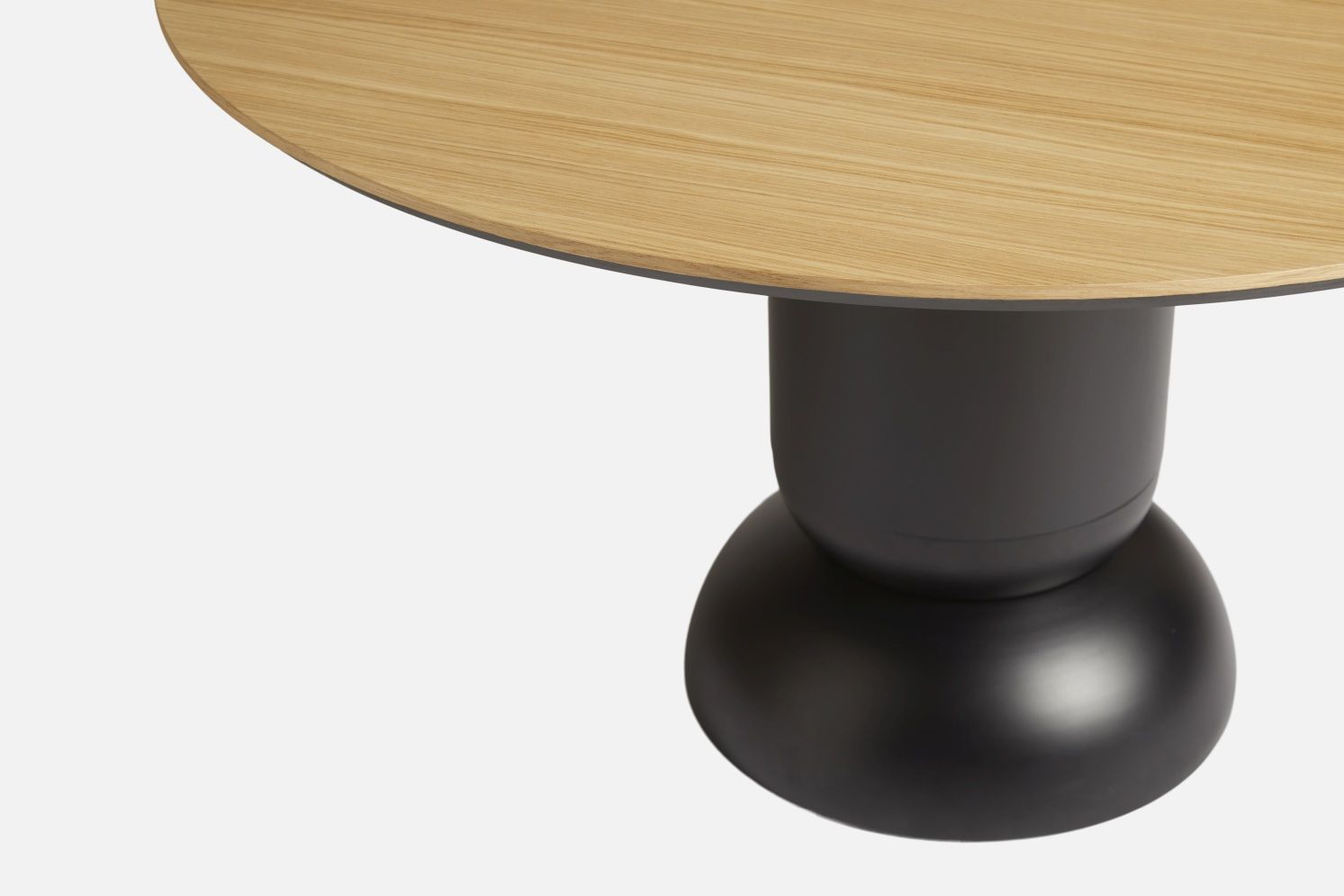 Ludo Dining Table Esstisch Ø 130 cm Woud