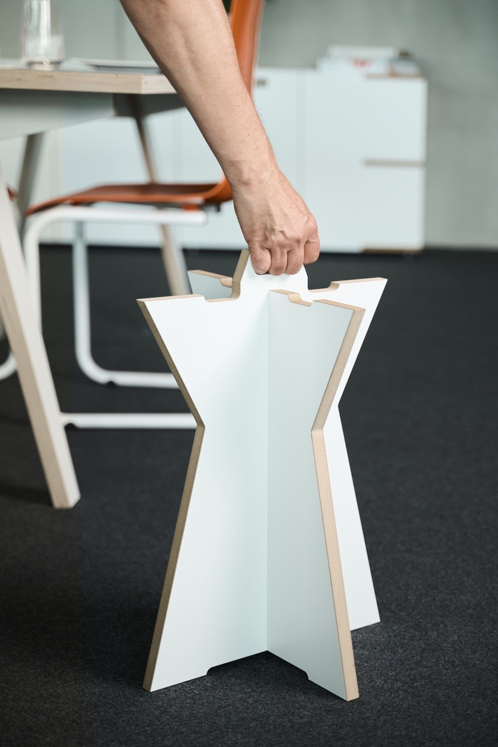 Tojo tragbar Beistelltisch mit abnehmbarem Tablett Tojo