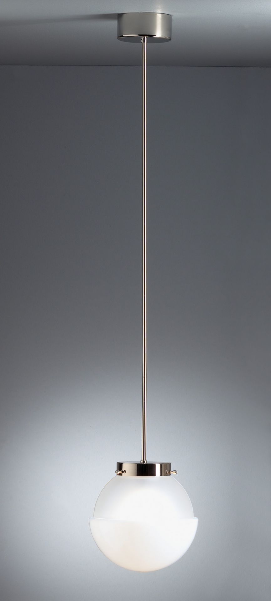 HMB 29 / HMB29 Pendelleuchte mit Glaskugel Tecnolumen 40 cm