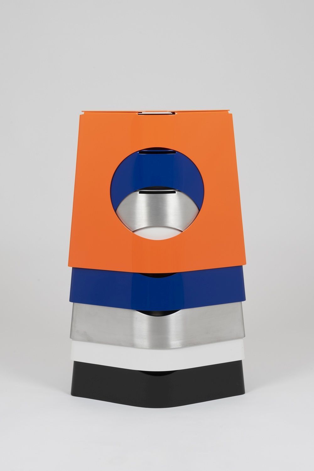 Prism Hocker stapelbar / Beistelltisch Tecta