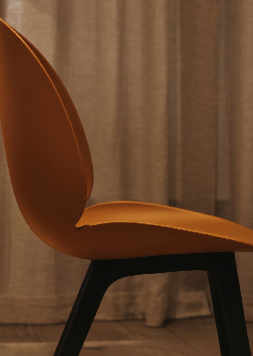 Beetle Chair Esszimmerstuhl Ungepolstert Plastik Gestell Gubi