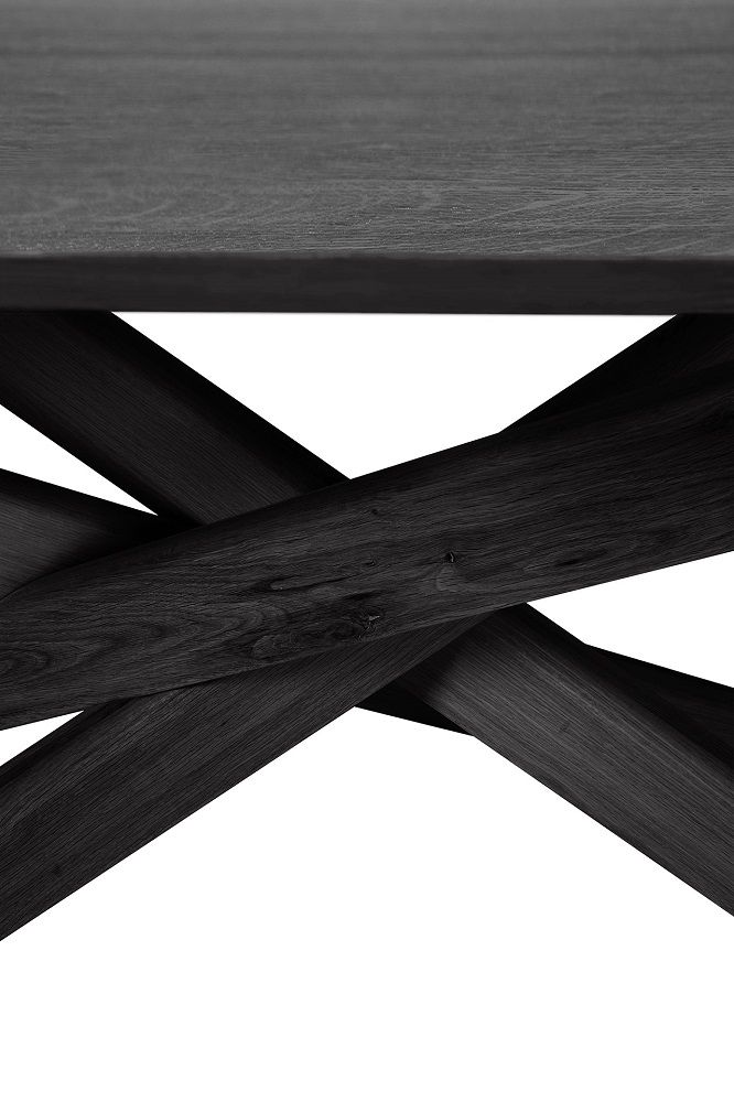 Mikado Esstisch oval Eiche schwarz Ethnicraft