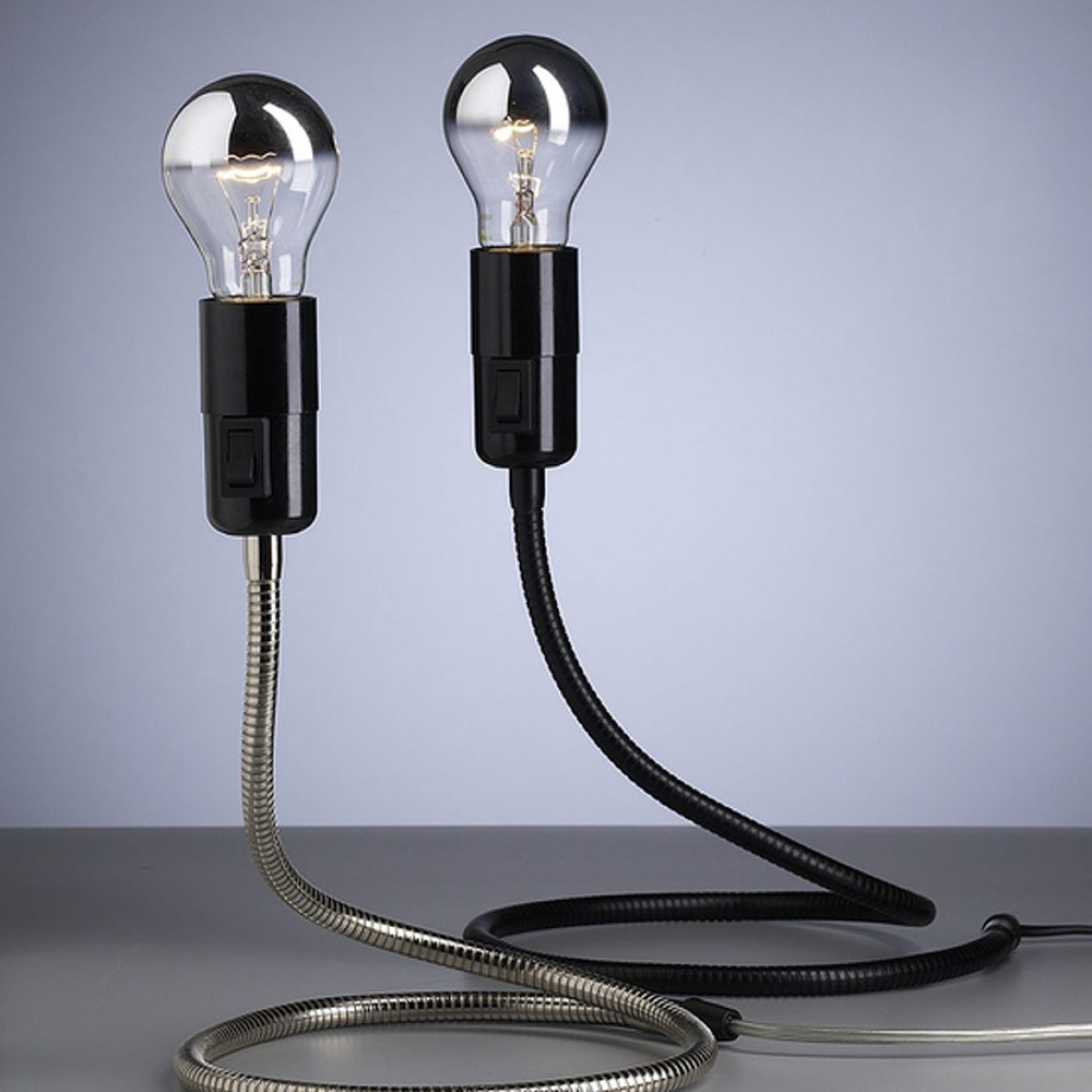 LW S 02 Lightworm Tischleuchte Tecnolumen