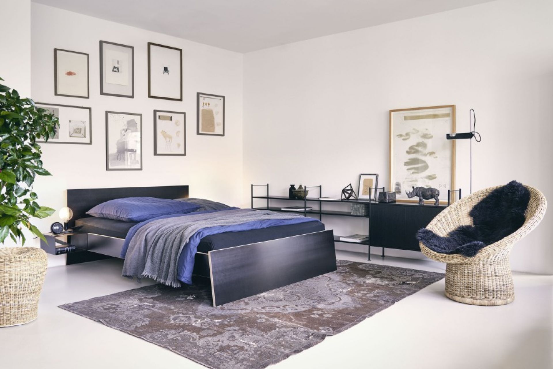 Stockholm Bett Birke Multiplex ohne Kopfteil 140 schwarz Richard Lampert