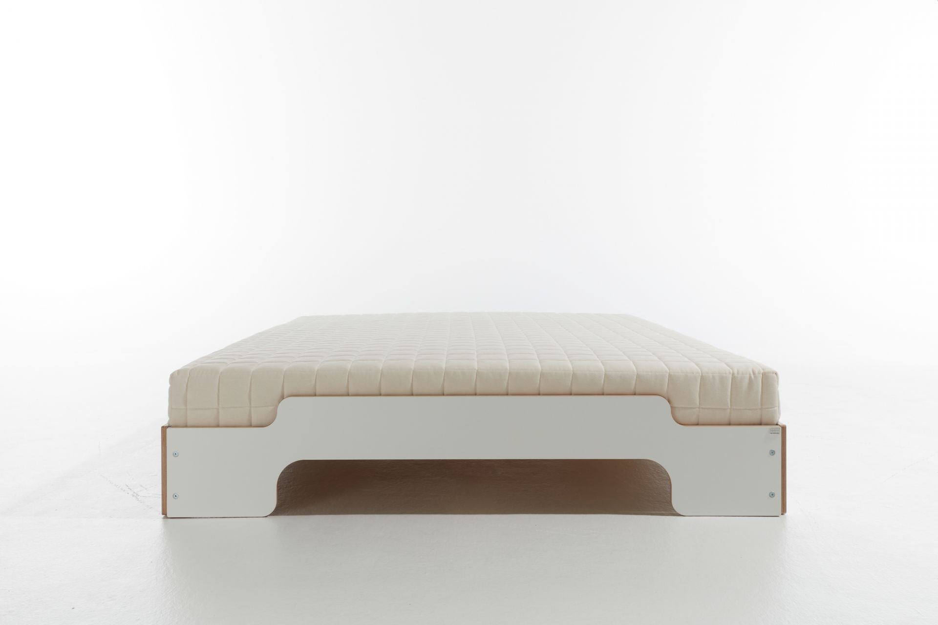 Stapelliege CPL Weiß Komfort Höhe Müller Möbelwerkstätten 200x90 cm