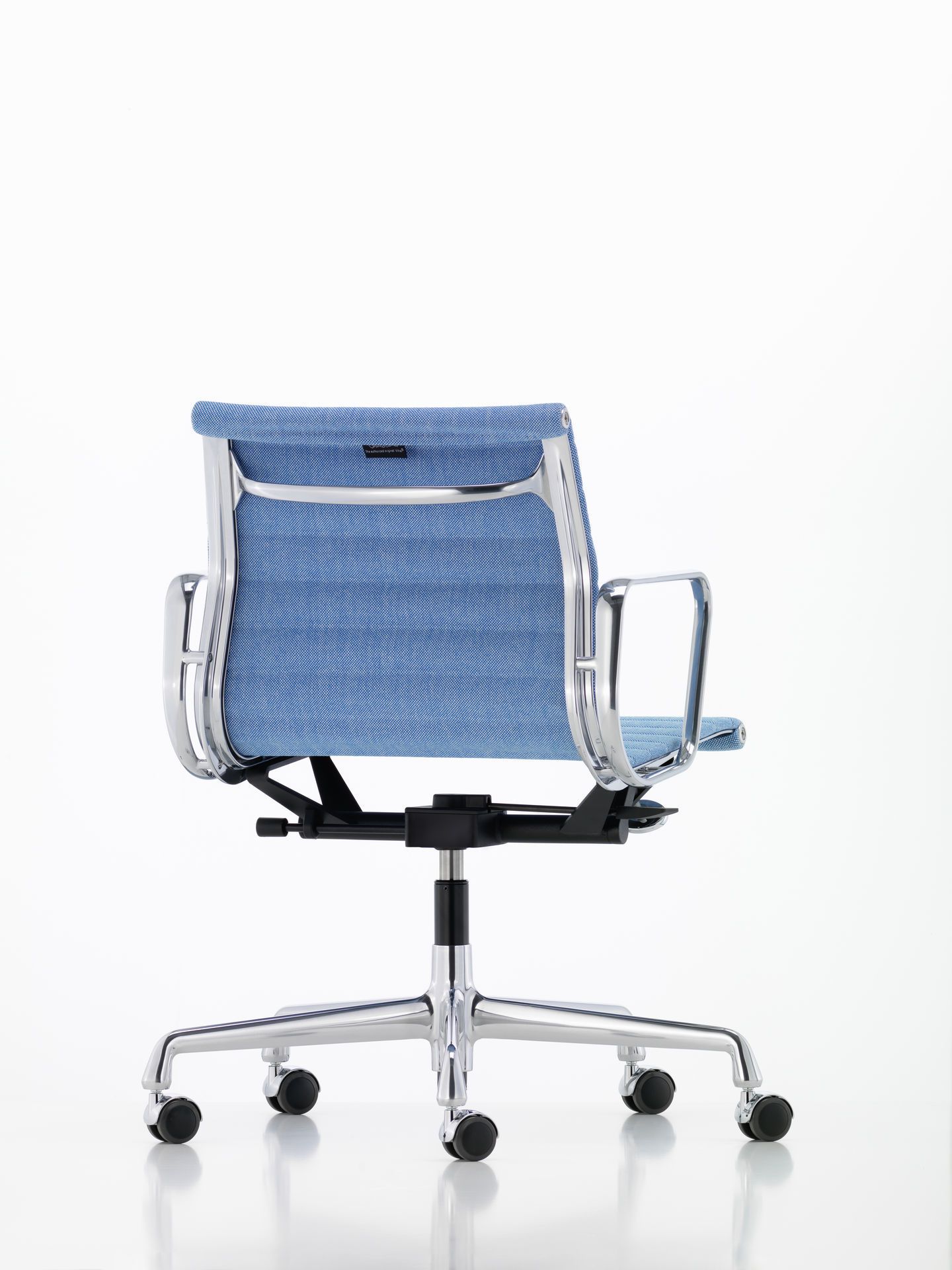 Aluminium Chair EA 118 / EA118 Stuhl Vitra