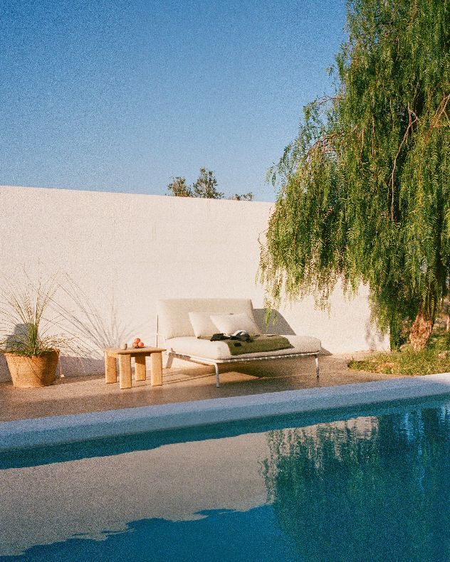 Assemble Coffee Table Couchtisch 55x55 cm Teak Outdoor Muuto 