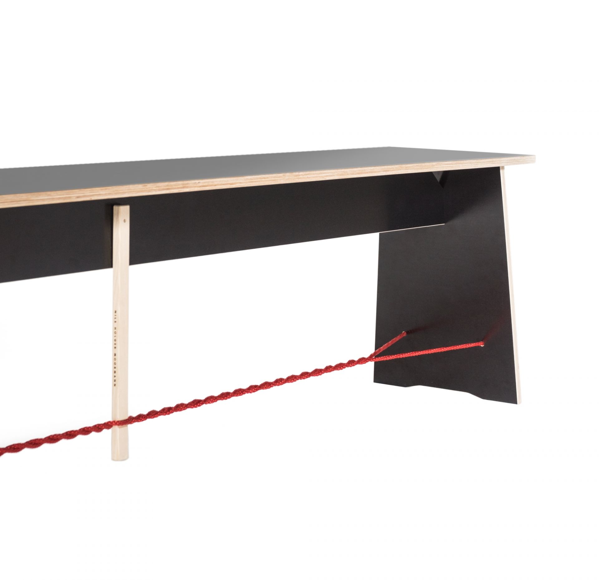 Langer Max Sitzbank 180 cm weiss Seil rot Nils Holger Moormann