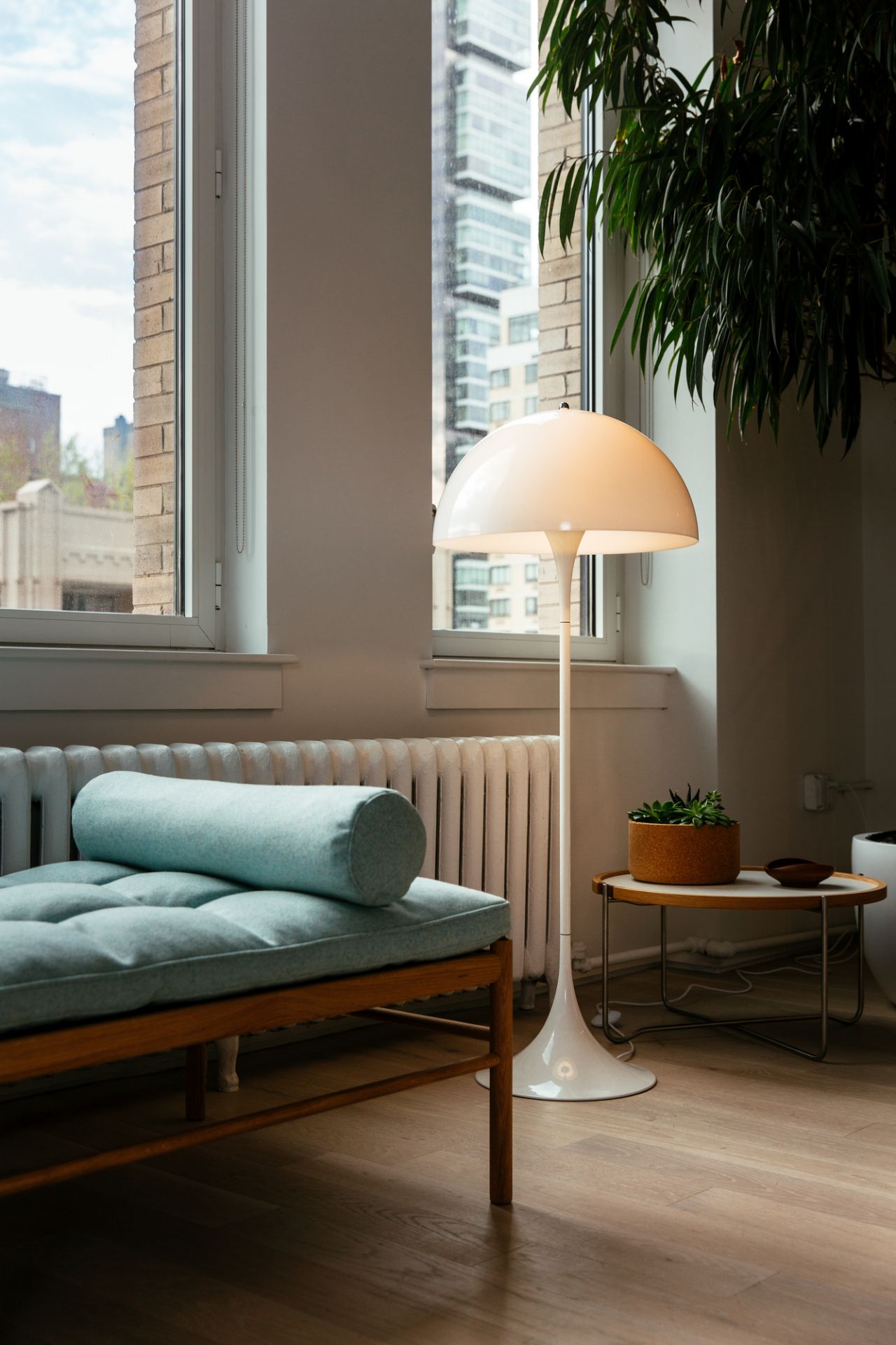 Panthella Floor Stehleuchte Louis Poulsen