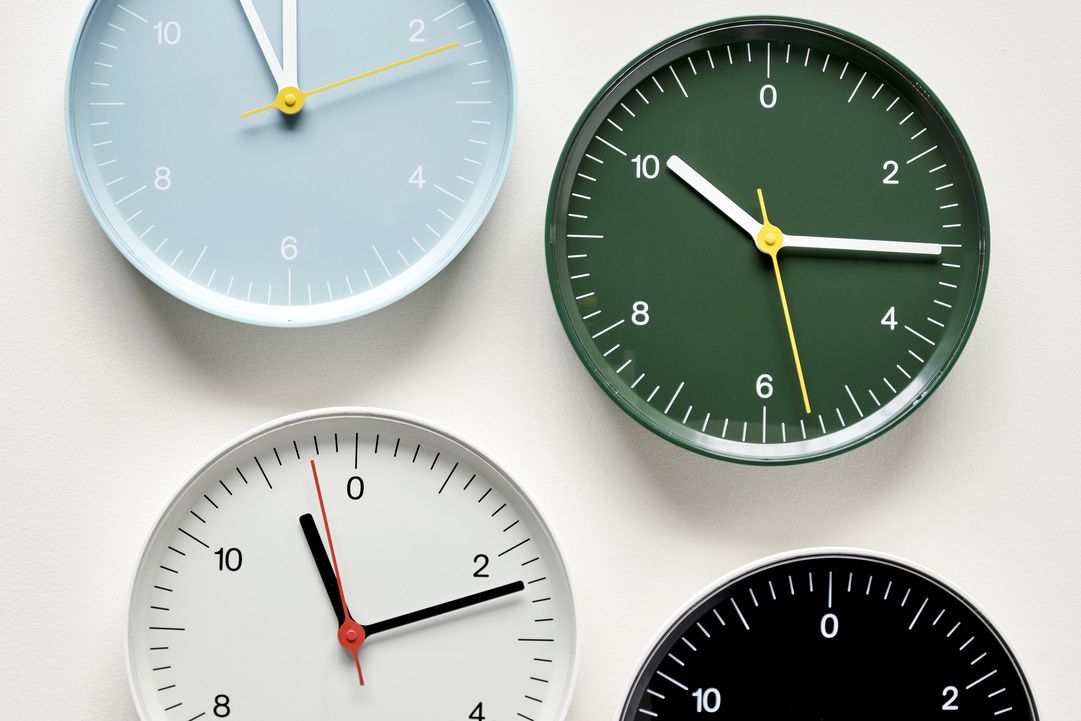 Wall Clock Wanduhr GRÜN Hay EINZELSTÜCK