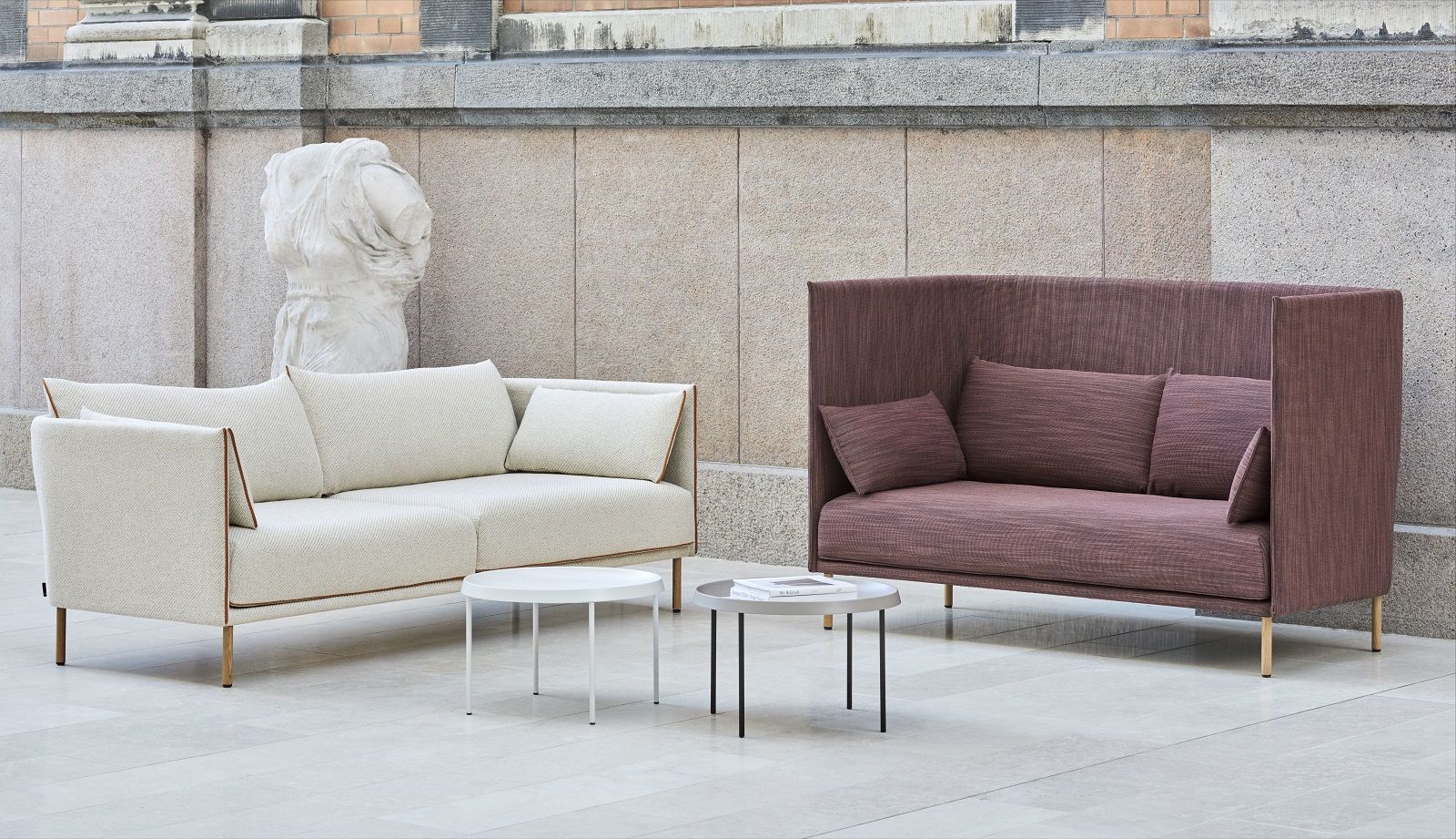 Silhouette Sofa 2-Sitzer Low Hay
