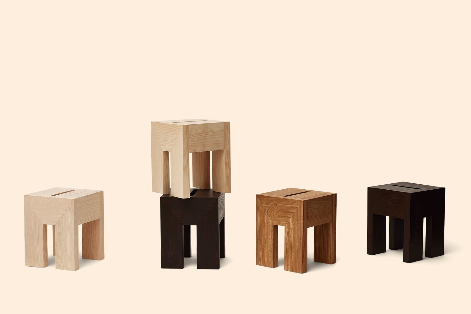 Monolith Side Table Beistelltisch Form & Refine