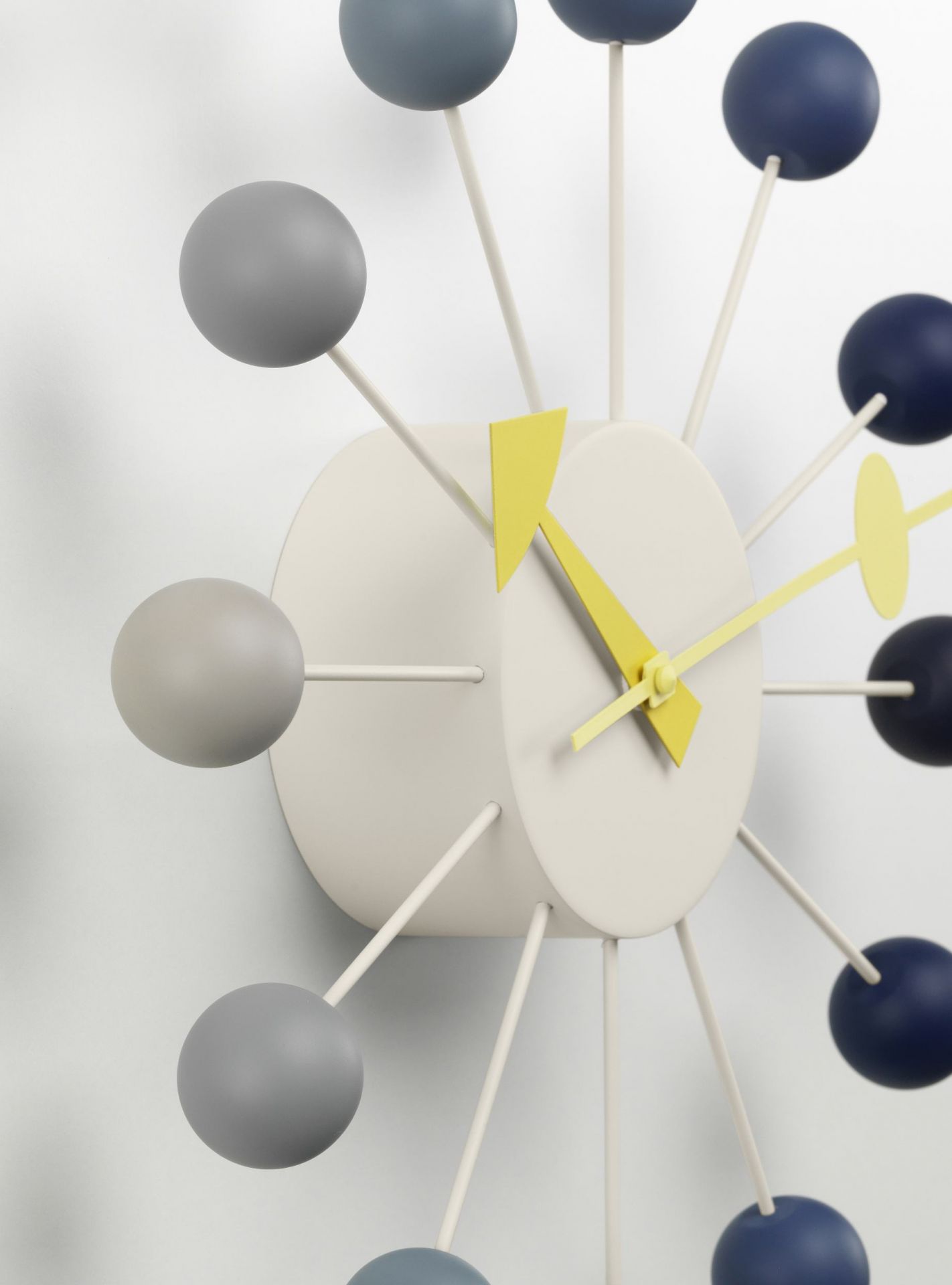 Ball Clock Wanduhr Dusk Vitra LIMITED EDITION   