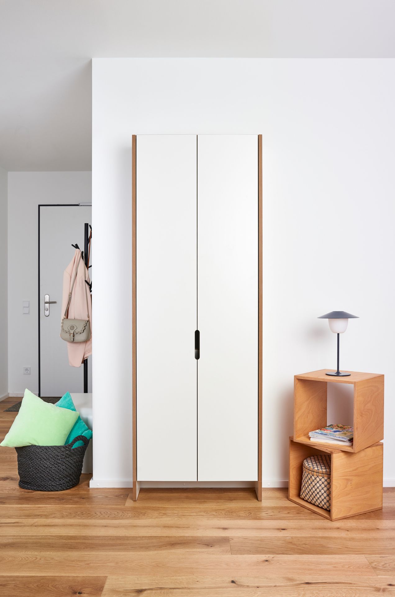 Flachmann Schuhschrank Tojo