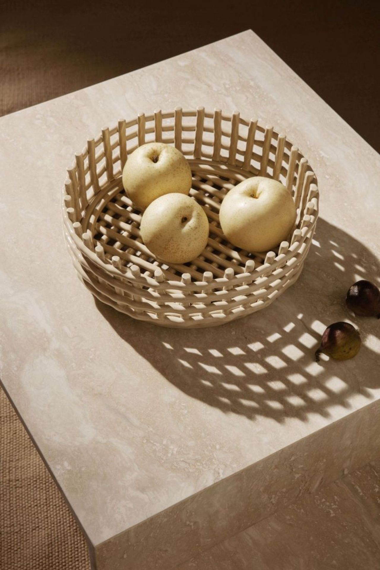Ceramic Centrepiece Korb Cashmere Ferm Living