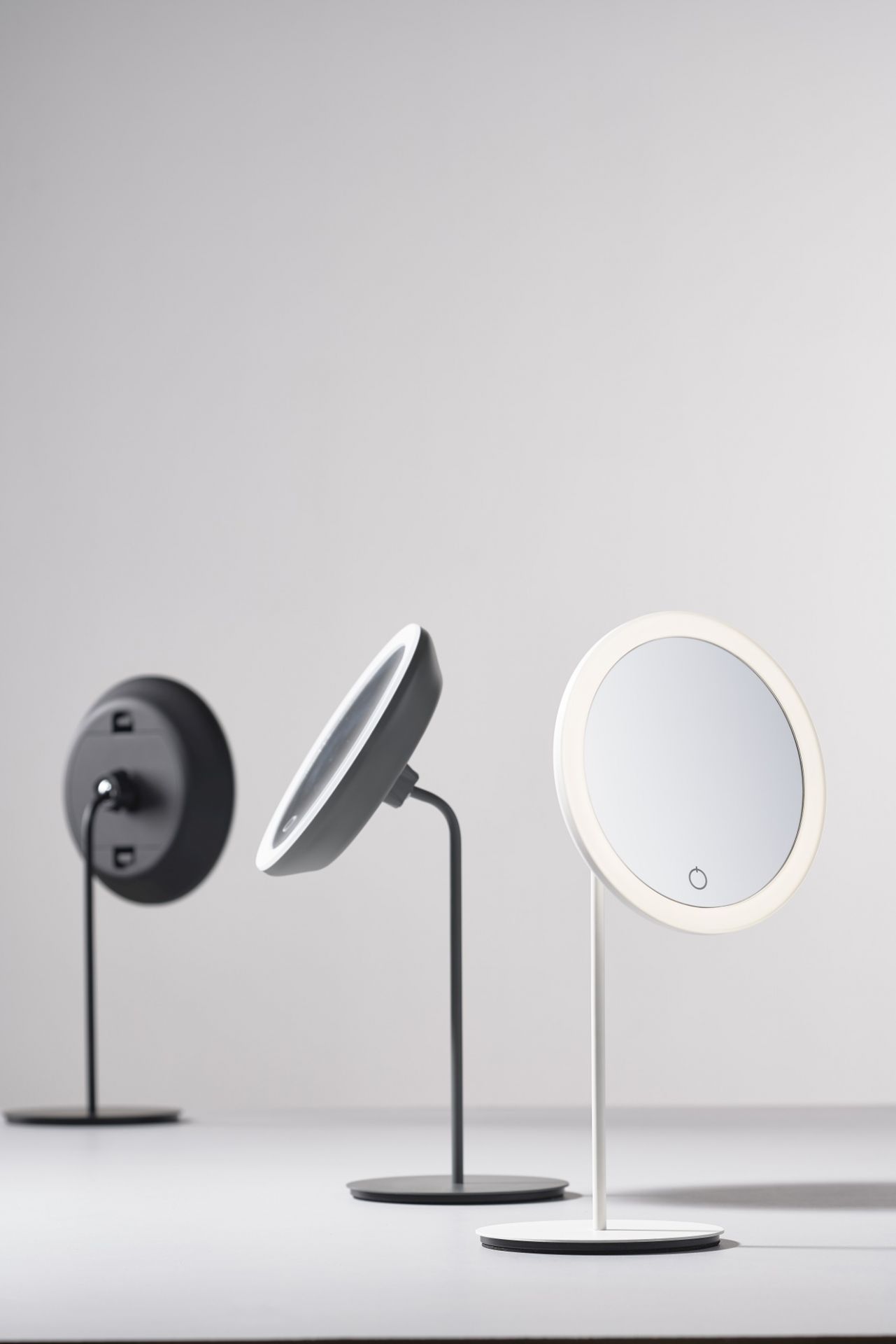 Make up Tischspiegel mit Licht Zone Denmark EINZELSTÜCK