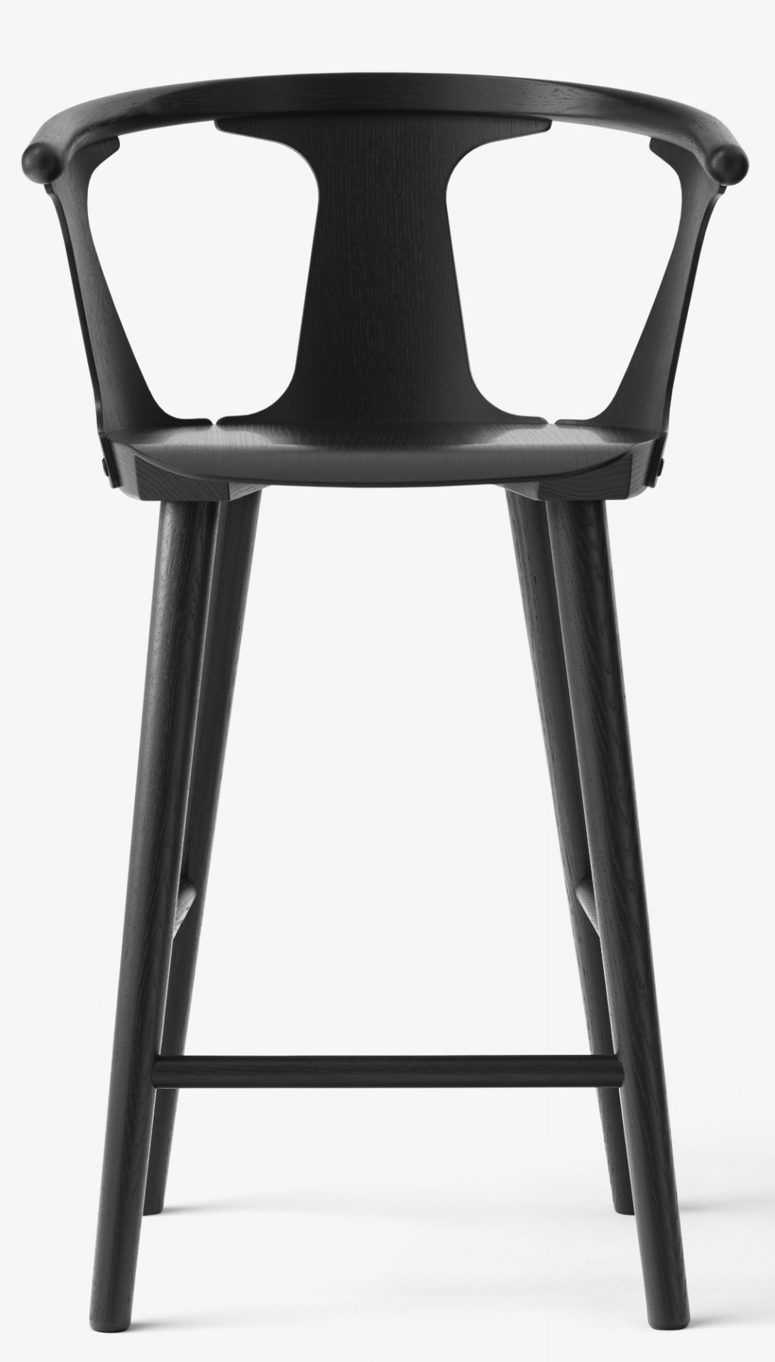 In Between Barstool Barhocker SK7 AndTradition Eiche schwarz lackiert