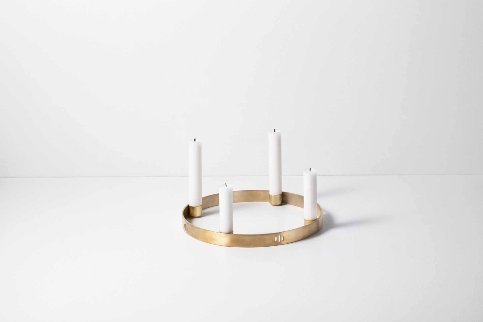 Candle Holder Circle Kerzenhalter groß messing Ferm Living