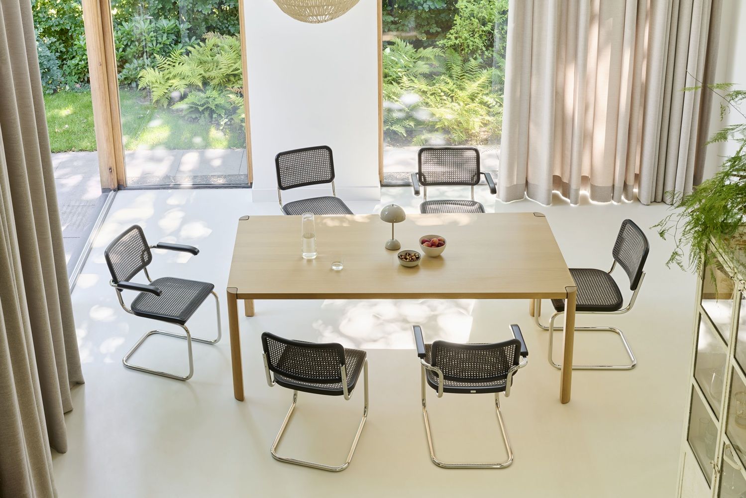 S 32 V Stahlrohr Klassiker Freischwiger CHROM / SCHWARZ Thonet VORZUGSKOMBINATION