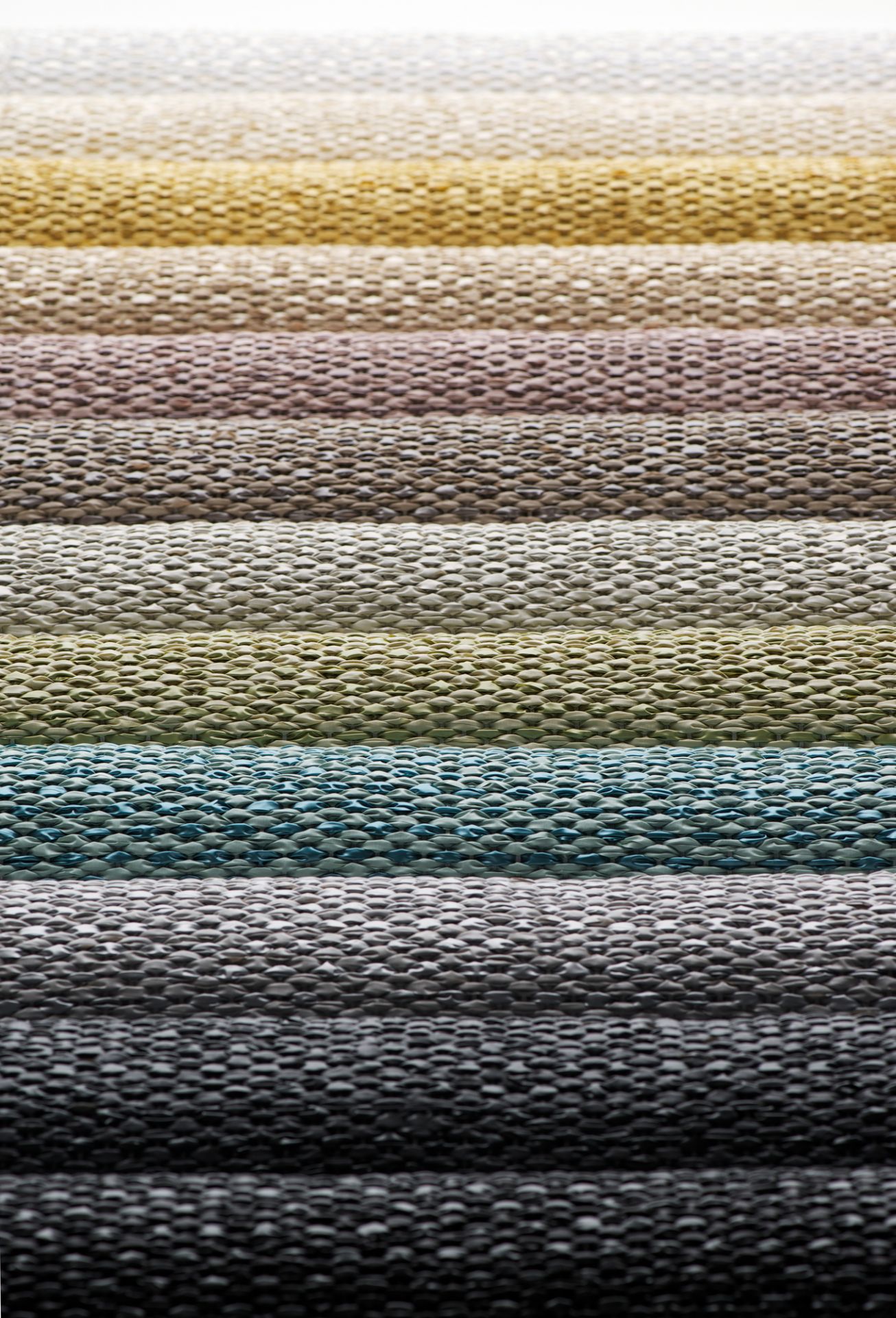 Svea Kunststoffteppich 70x50 cm Stein Metallic Pappelina EINZELSTÜCK