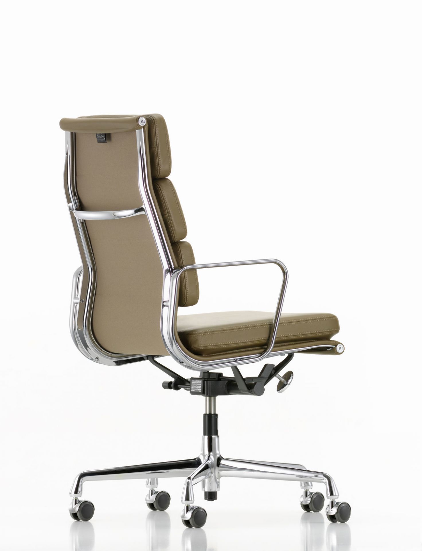 Soft Pad Chair EA219 / EA 219 Sessel Leder Premium Schwarz Vitra AUSLAUFVARIANTE