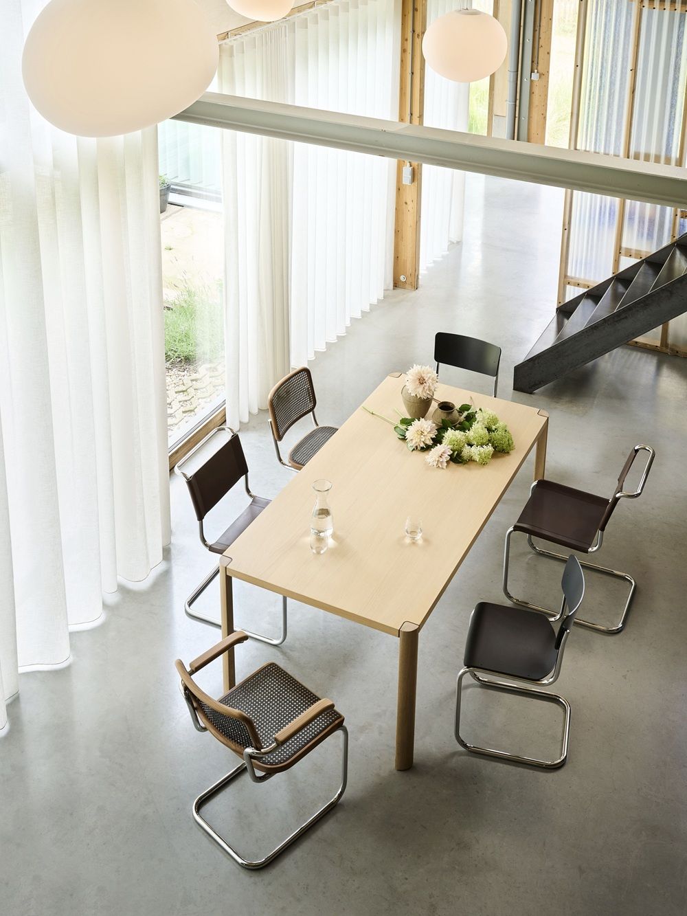 S 43 Stahlrohr Klassiker Freischwinger CHROM/SCHWARZ Thonet VORZUGSKOMBINATION
