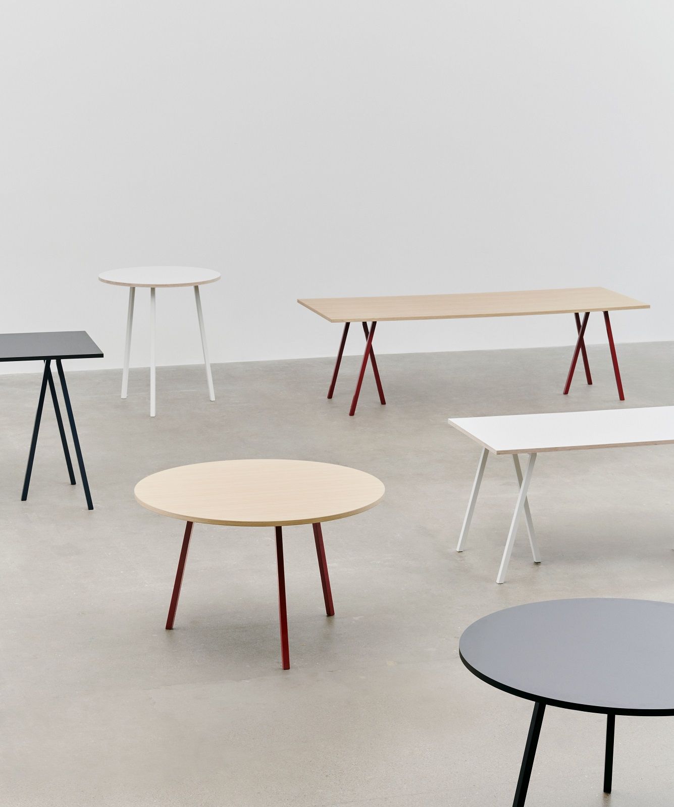 Loop Stand Table Round Tisch / Esstisch Ø105 Hay 