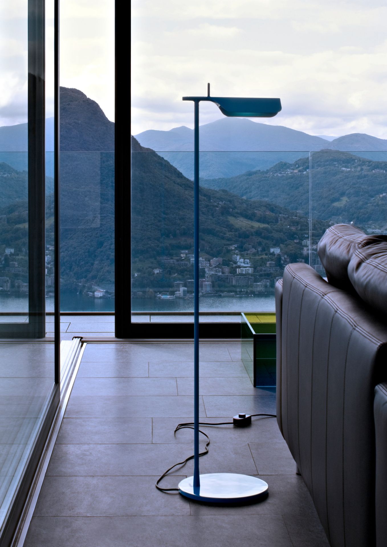 Tab F LED Stehleuchte Flos