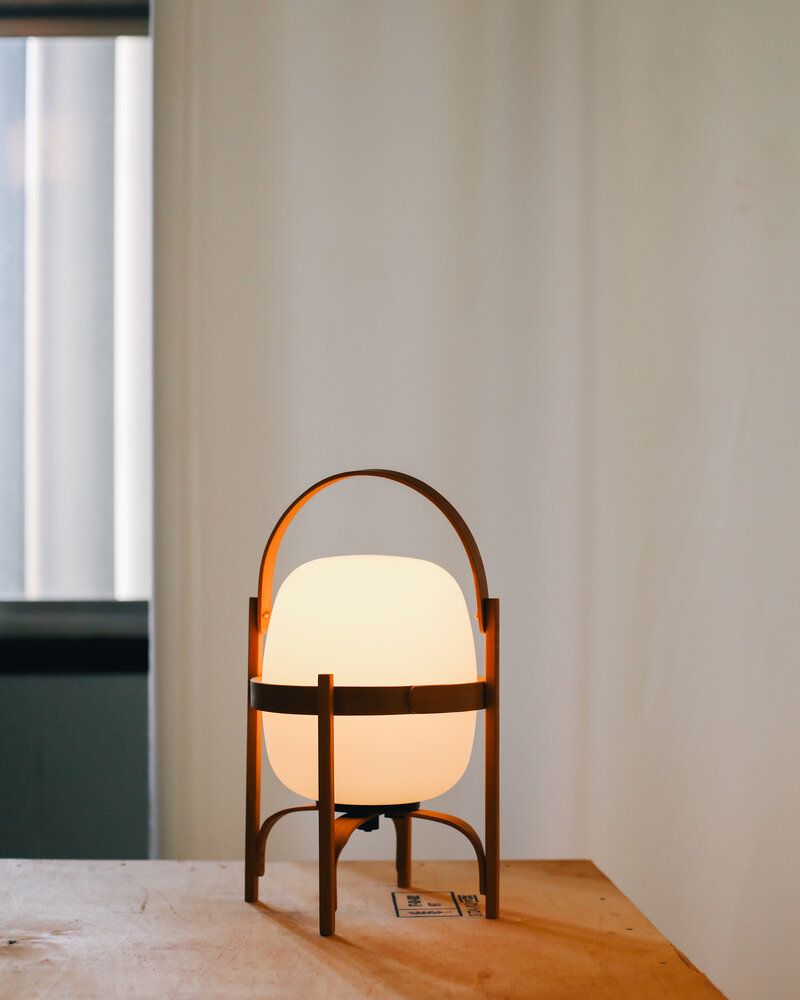 Cestita Batería Tischlampe/ Akkuleuchte Santa & Cole