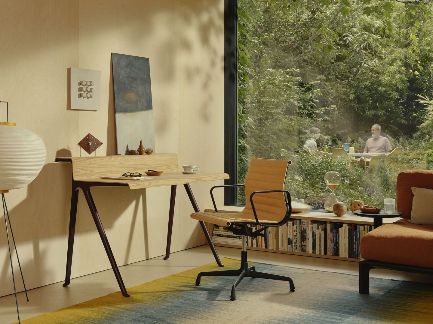 Courier Schreibtisch Vitra