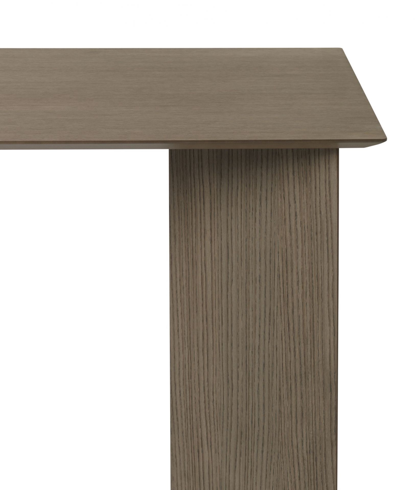 Mingle Table Tisch 135 cm Ferm Living Eiche dunkel gebeizt