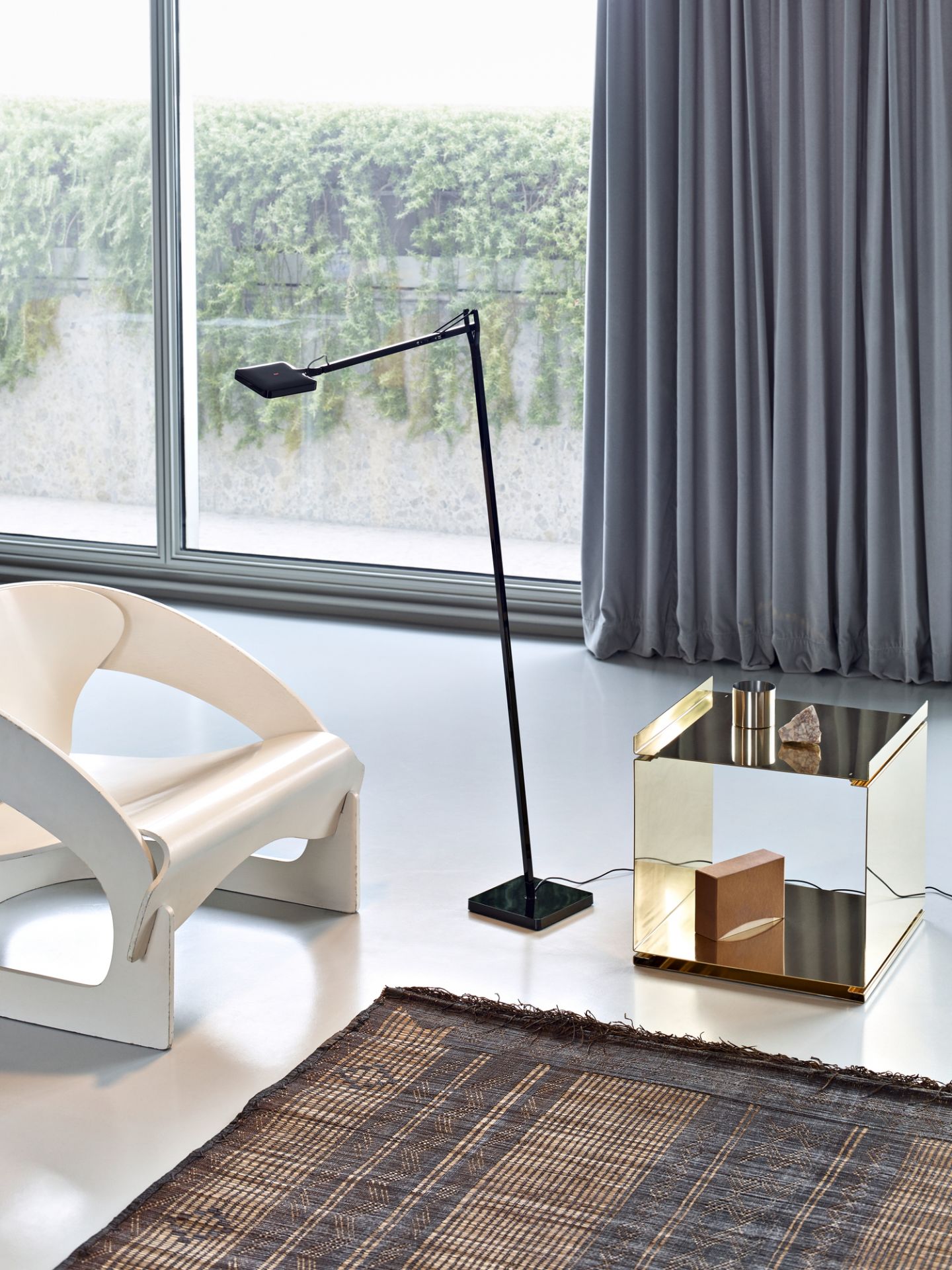 Kelvin LED F Stehleuchte Flos