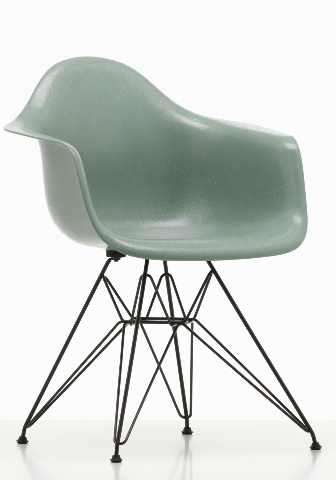 Eames Fiberglass Arm Chair DAR Stuhl Vitra