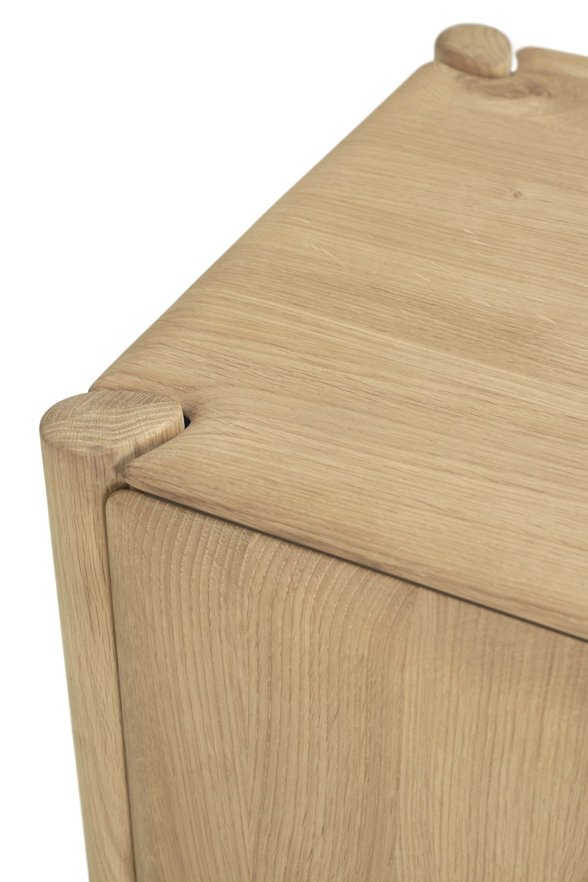 PI Schrank Eiche Ethnicraft