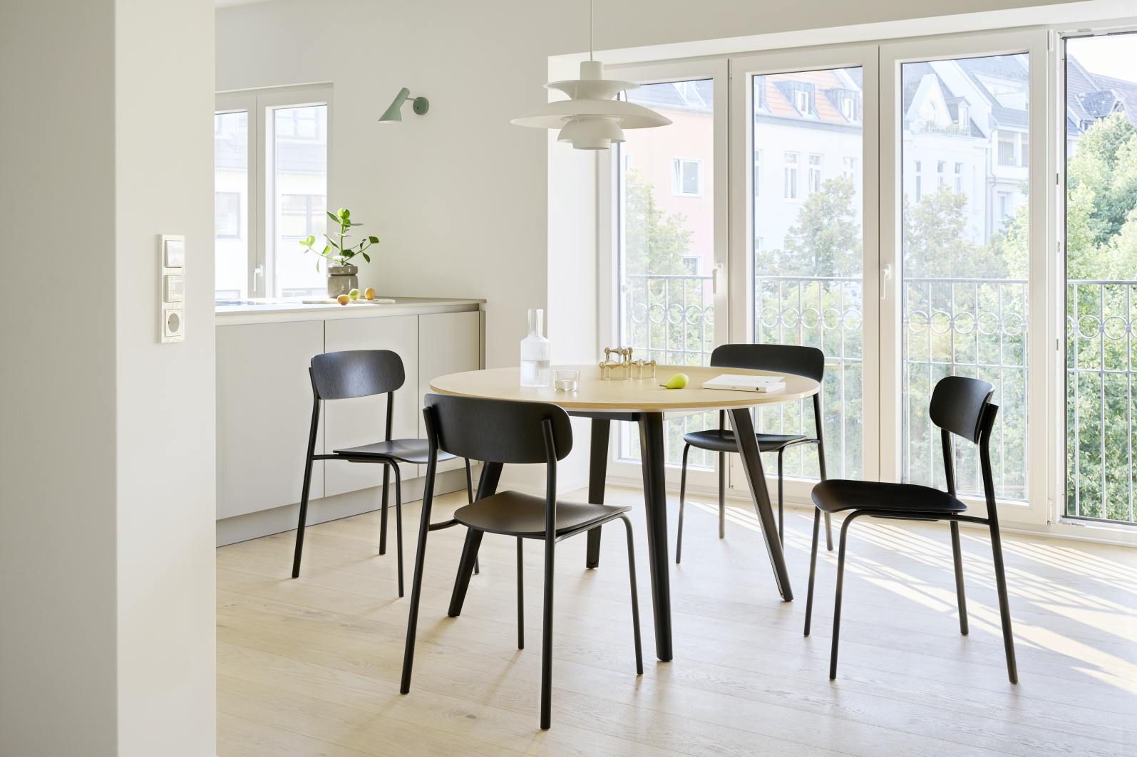 S 243 / S243 Stahlrohr Stuhl OLIVGRÜN Thonet EINZELSTÜCK