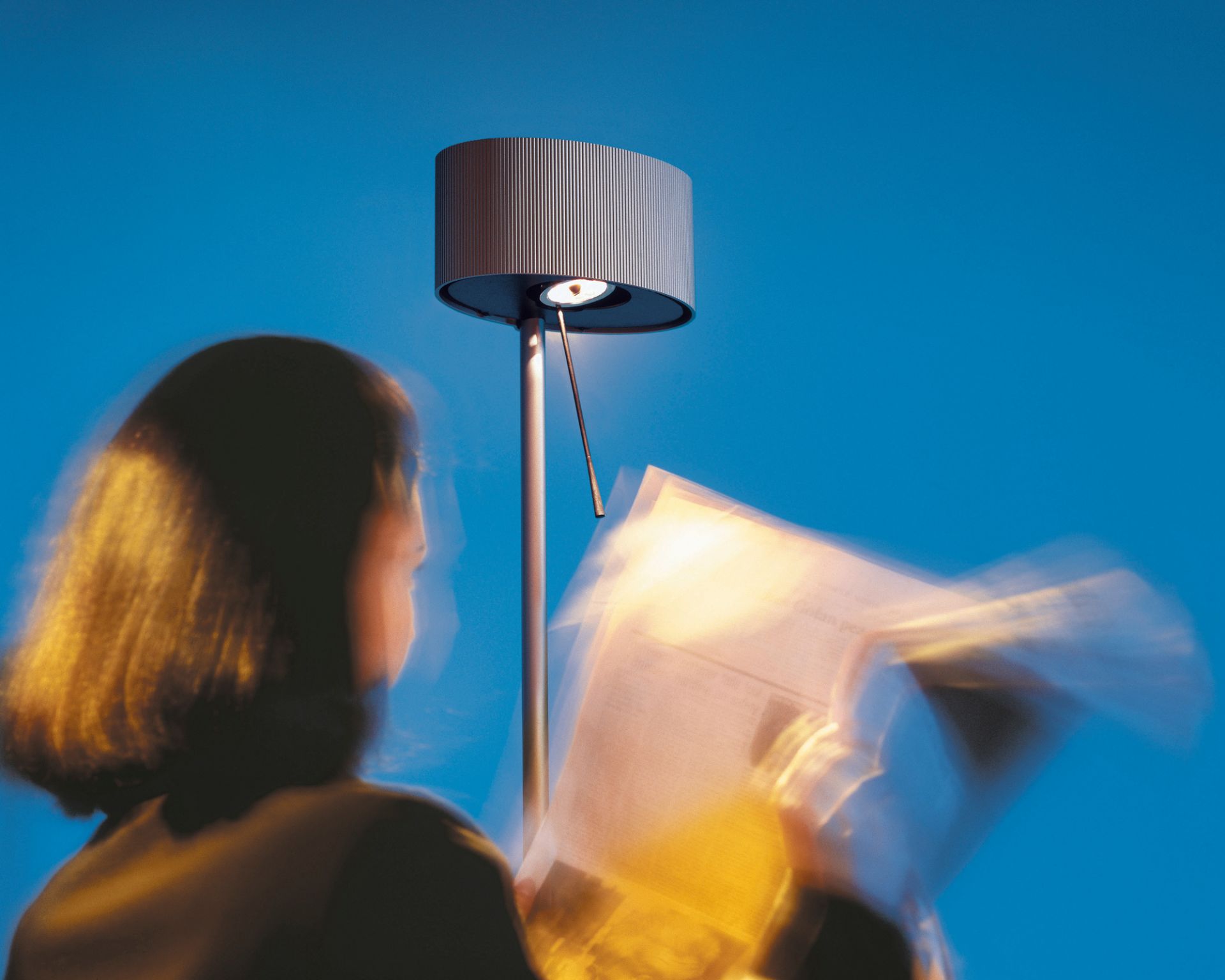 Diogenes LED Stehleuchte Belux Goldgrau