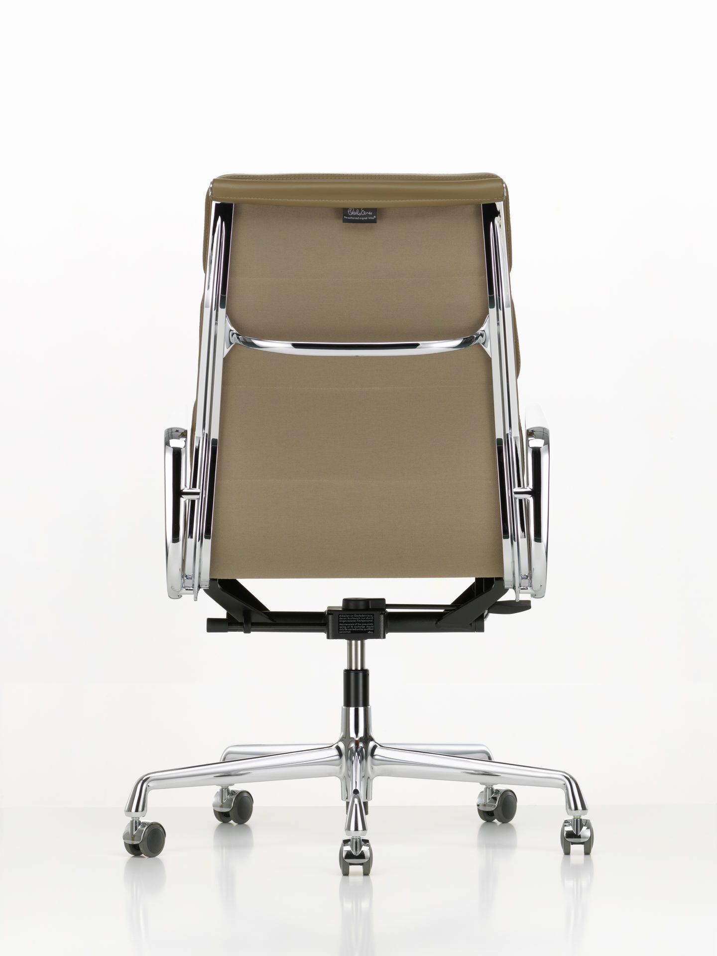 Soft Pad Chair EA219 / EA 219 Sessel Leder Premium Schwarz Vitra AUSLAUFVARIANTE