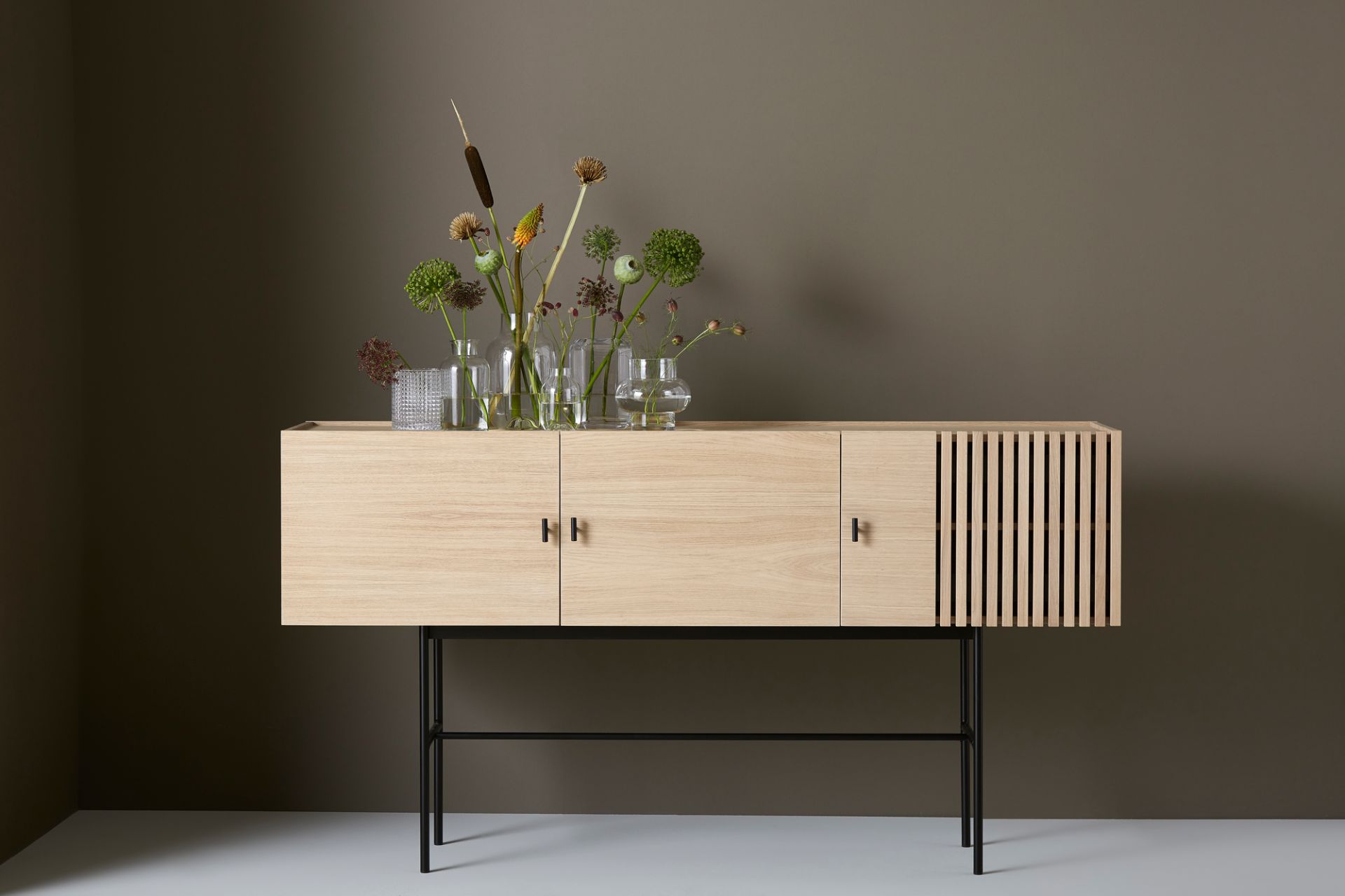 Array Sideboard (180cm) Woud