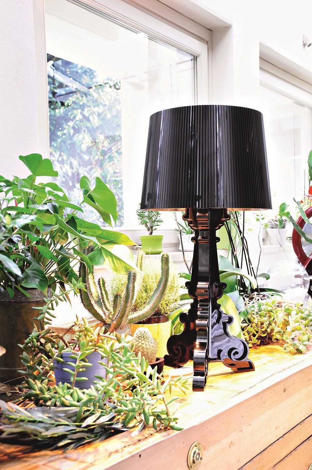 Bourgie Tischleuchte schwarz Kartell