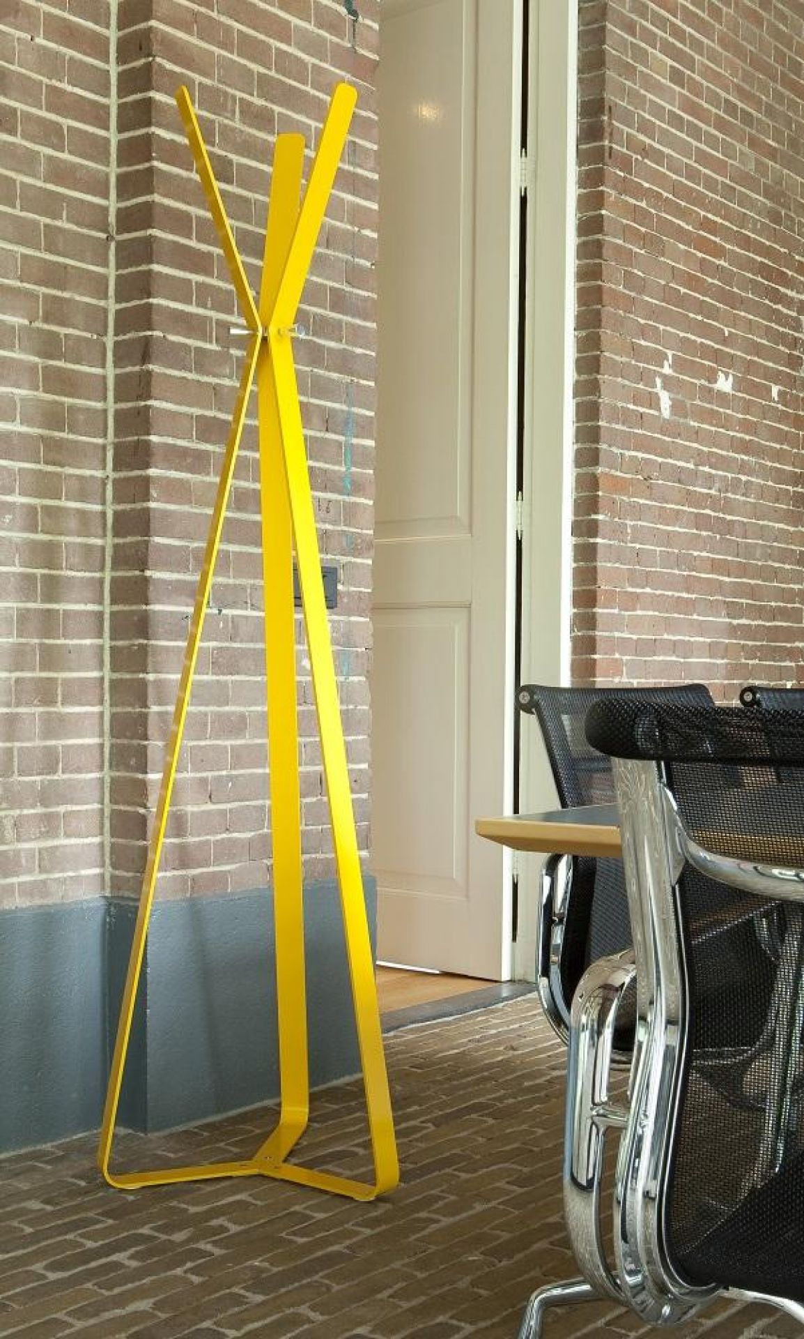Bend Standgarderobe Cascando