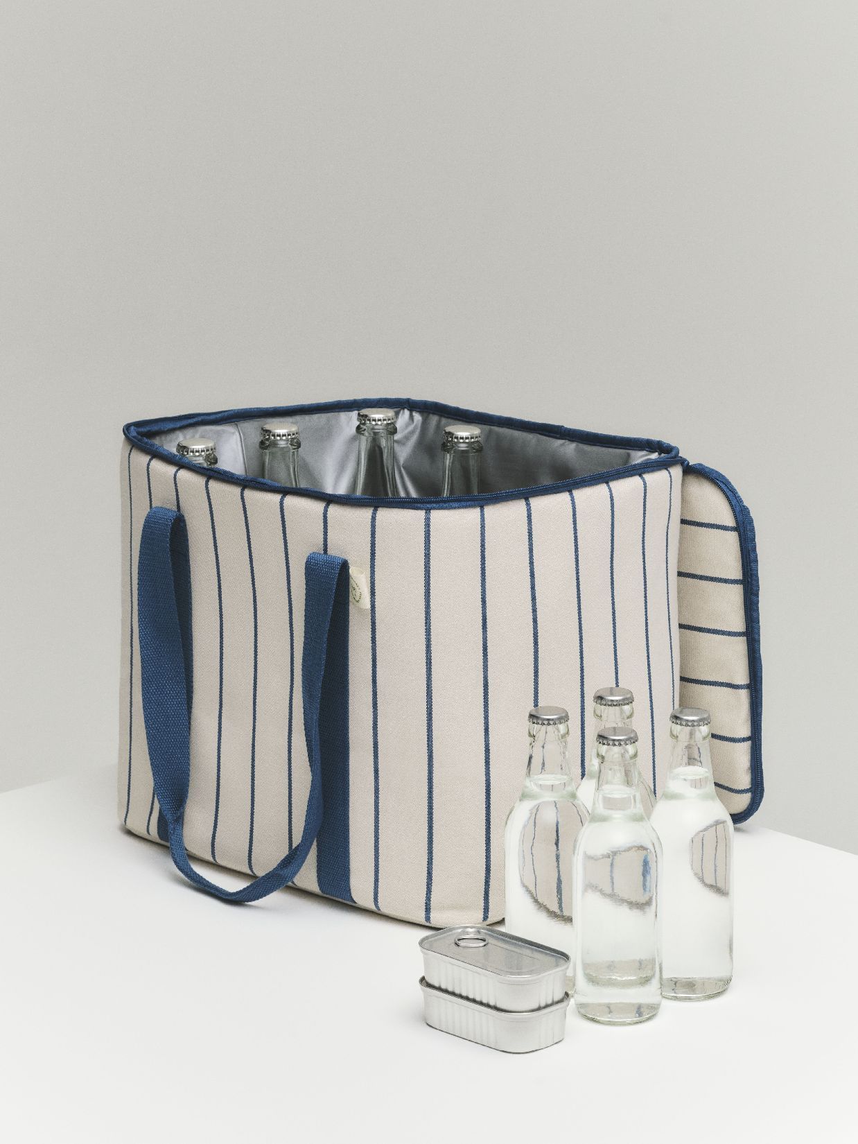 Outdoor Market Cooler Bag Kühltasche Beige mit blauen Streifen Hay