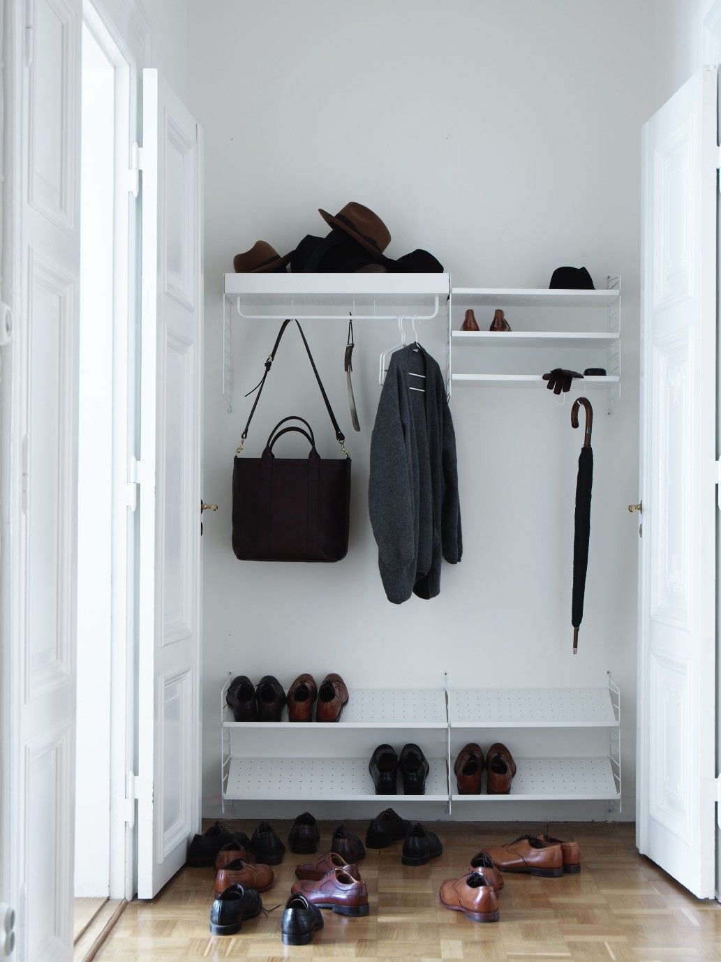 Flur KONFIGURATIONEN Hallway H5 String Furniture