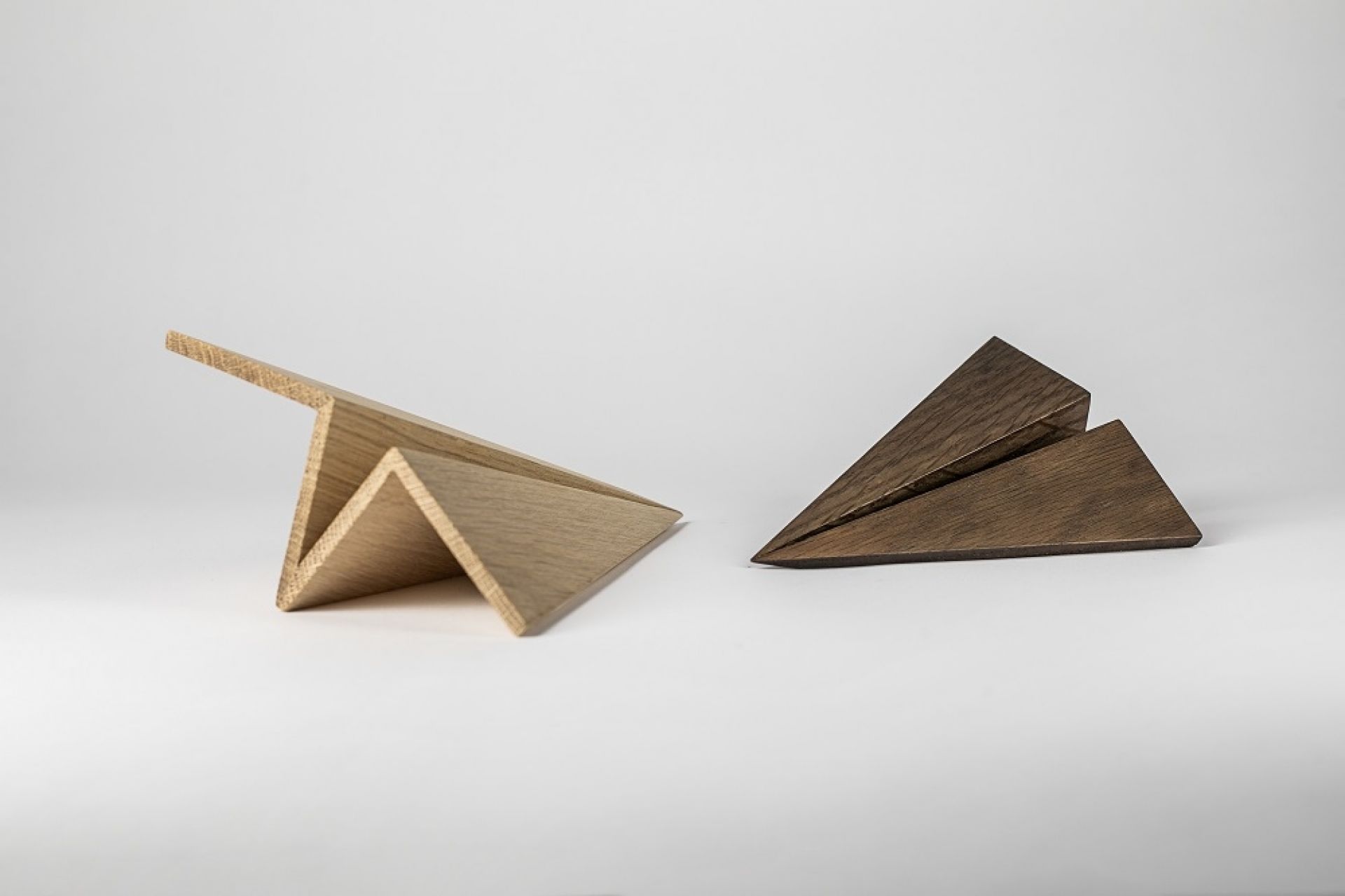 Maverick Paperplane Holzfigur Papierflugzeug Boyhood EINZELSTÜCK
