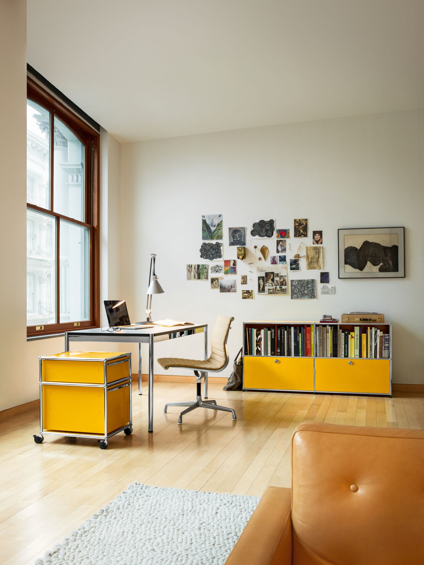 USM Haller Sideboard mit 2 Klappen – QUICK SHIP
