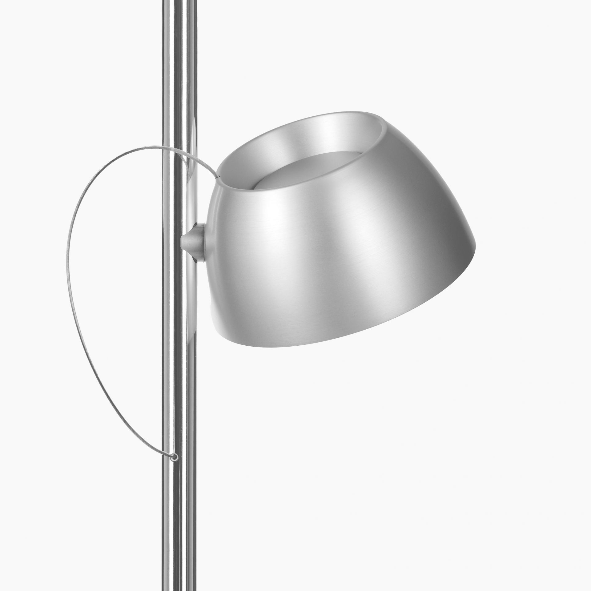 Irio S Stehleuchte Baltensweiler